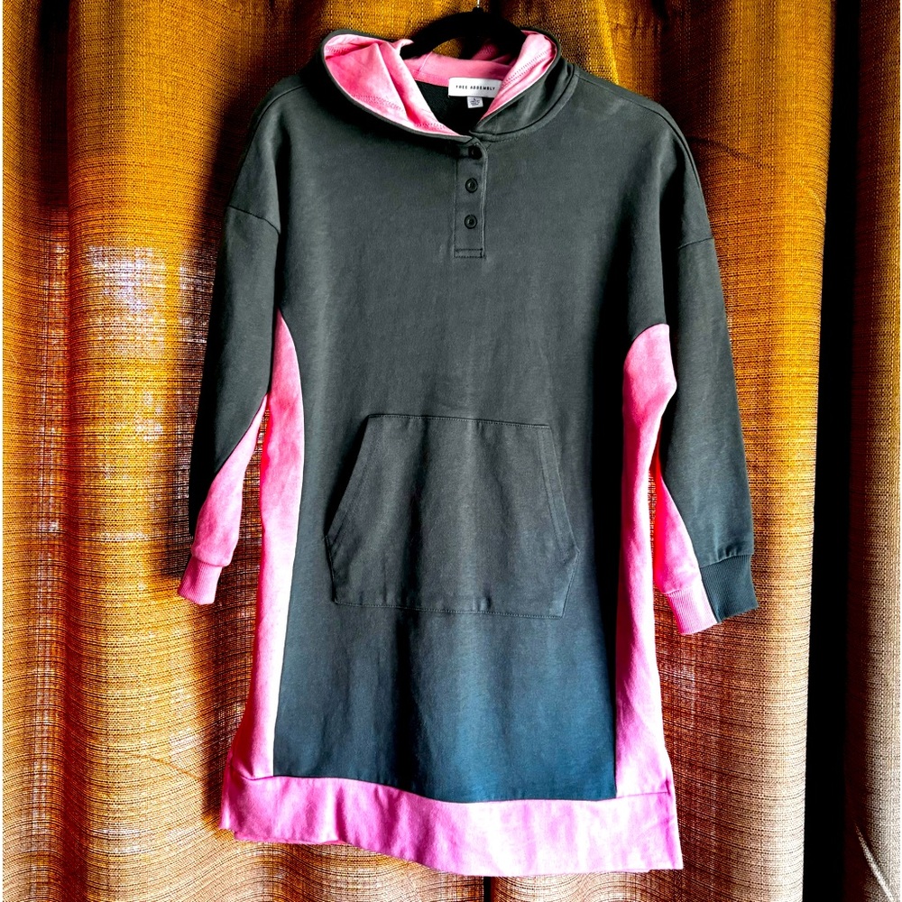 🌸 3/$25 Free Assembly‎ Girls Olive/Pink pullover Tunic Large 10/12